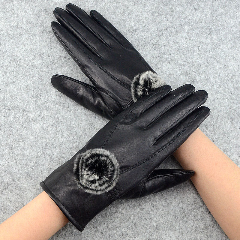 Wool Glove Lined - قفازات شتوية من الجلد الطبيعي مع