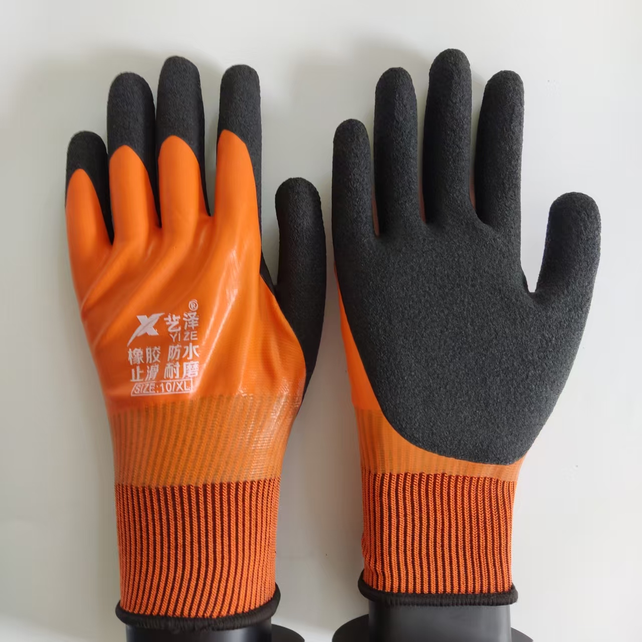 1 زوج قفازات العمل مطاط مقاوم  - مراجعة Gardening Glove Waterproof وسعره