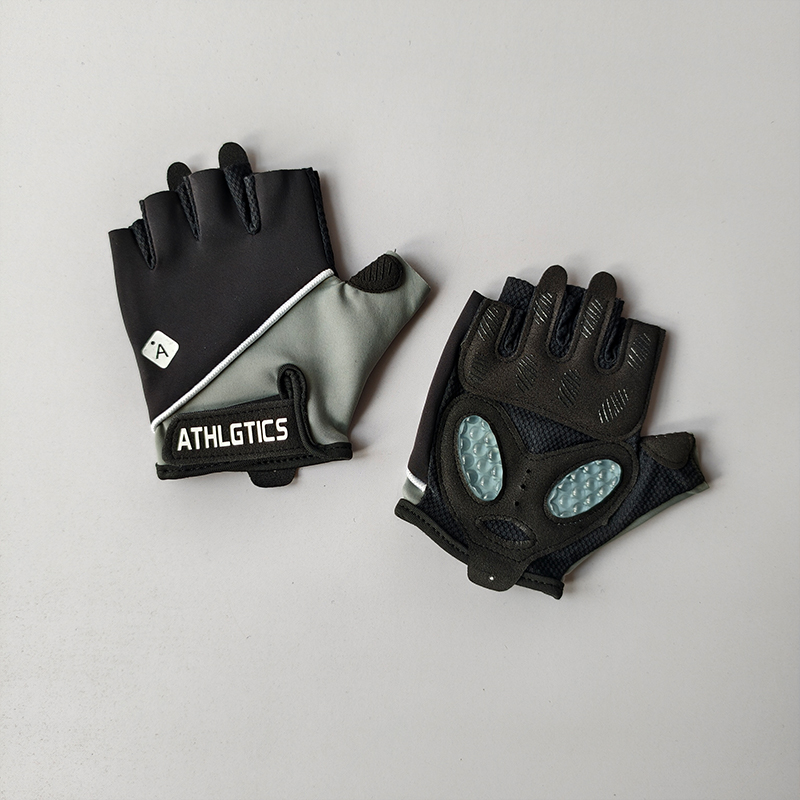 قفازات اللياقة البدنية النسائي - مراجعة Cycling Glove Padded وسعره